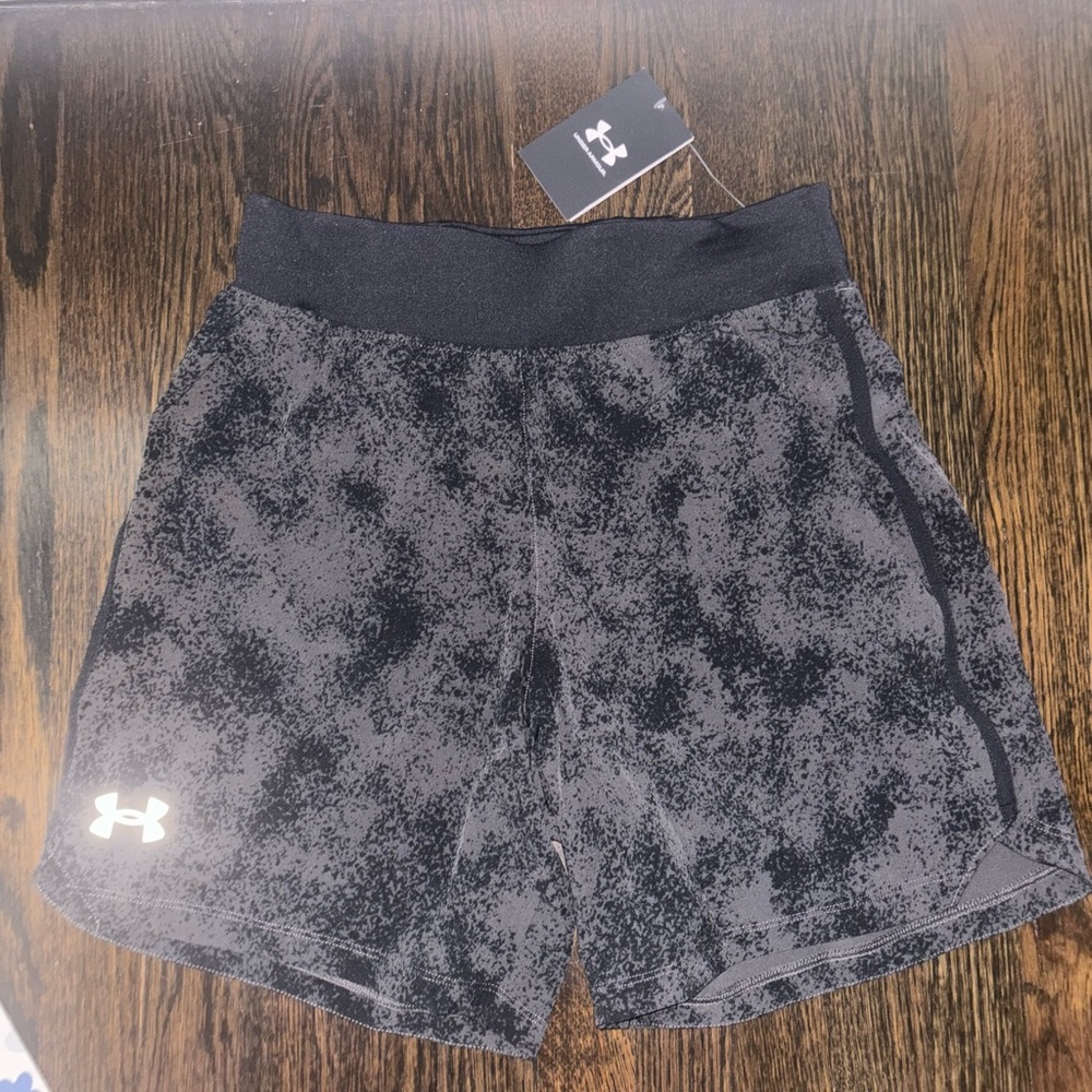 Under Armour Black and Gray Patterned Shorts